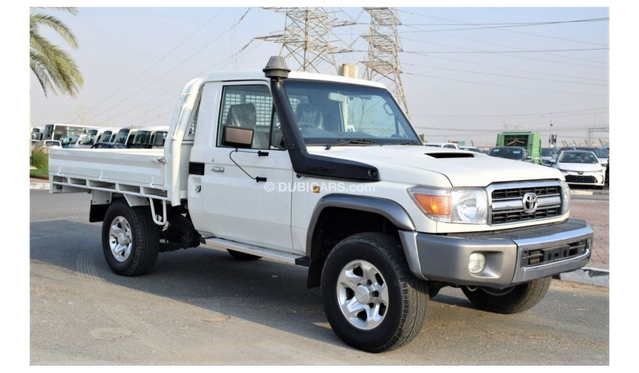 Toyota Land Cruiser Pick Up