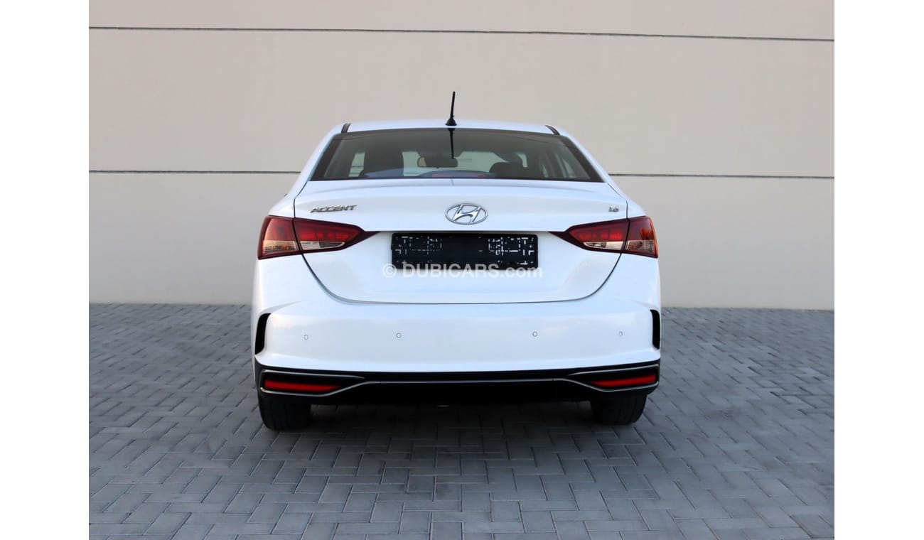 Hyundai Accent Base 1.6L (123 HP)