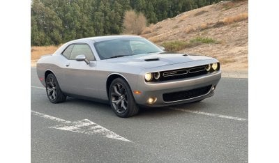 Dodge Challenger SXT Supertrack