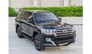 Toyota Land Cruiser 2017 GXR V6 GCC Specifications Very Clean And perfect condition