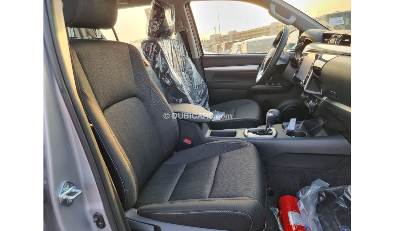 تويوتا هيلوكس HILUX SR5 4.0 V6 SILVER