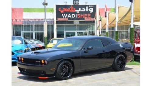 Dodge Challenger 2023//CHALLENGER//SXT-LOW MILEG //AIR BAGS/VERY GOOD CONDITION