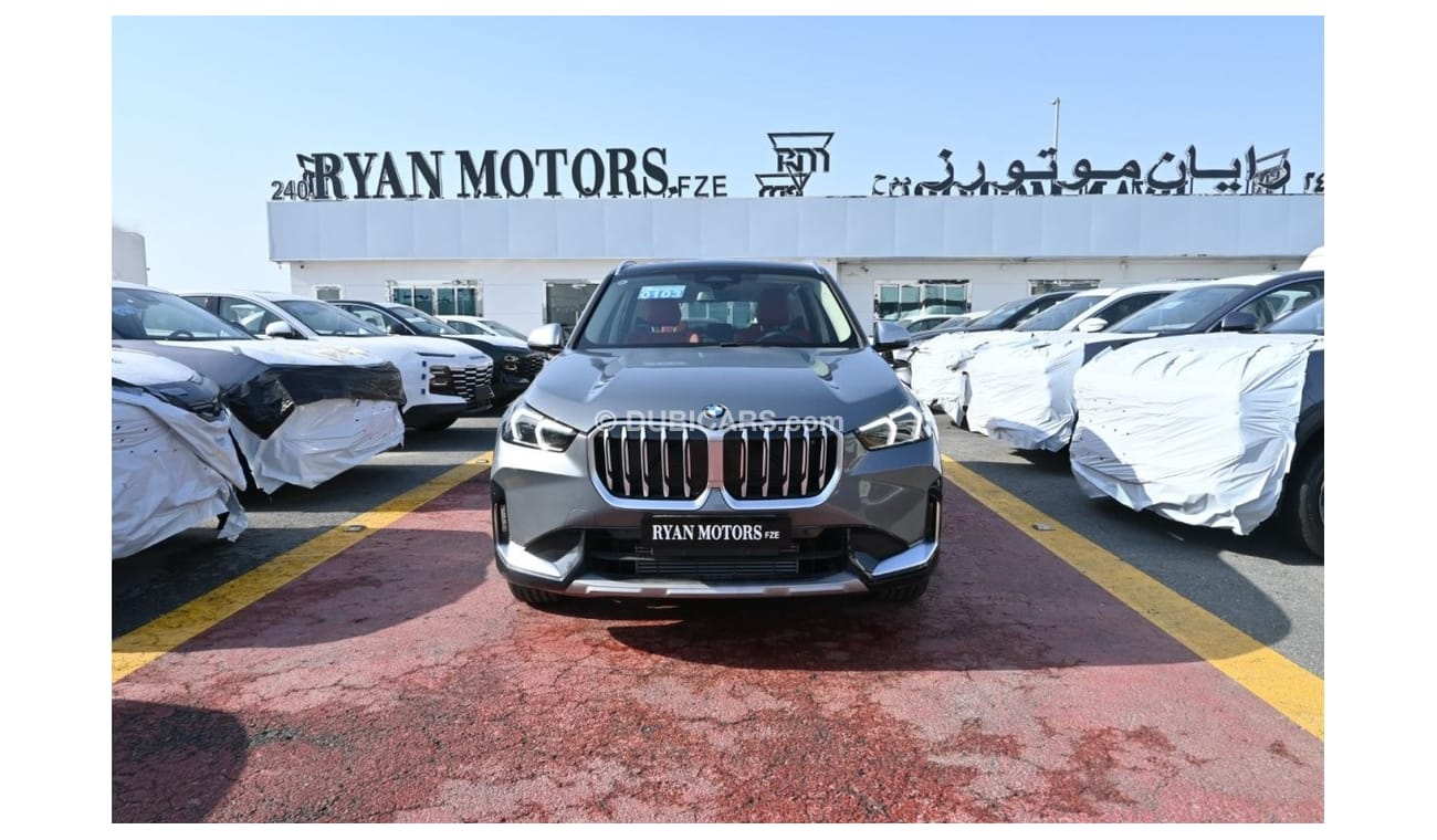 بي أم دبليو X1 BMW X1 sDrive 20Li 1.5L 3 Cylinder Turbo Petrol, 7 Speed Dual Clutch Transmission, Color Grey, Model