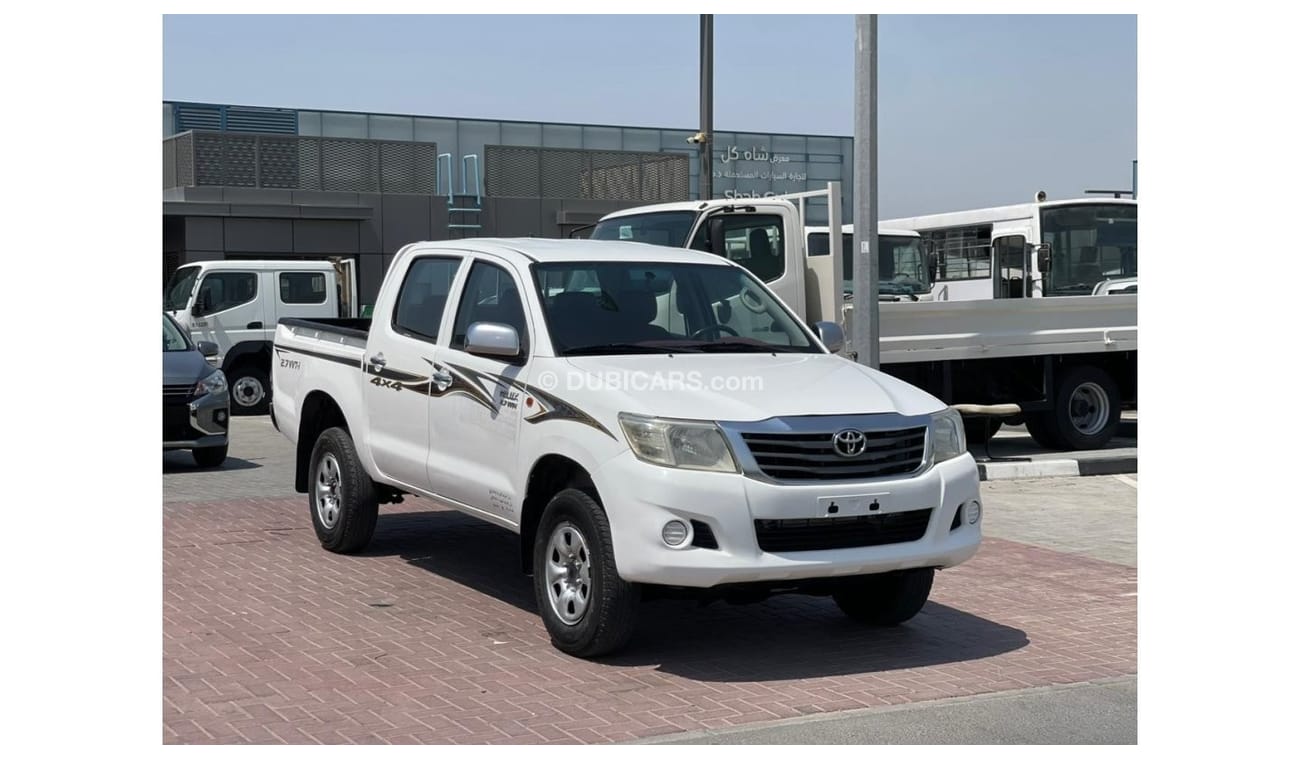 Toyota Hilux 2015 I 4x4 I Full Manual I Ref#356