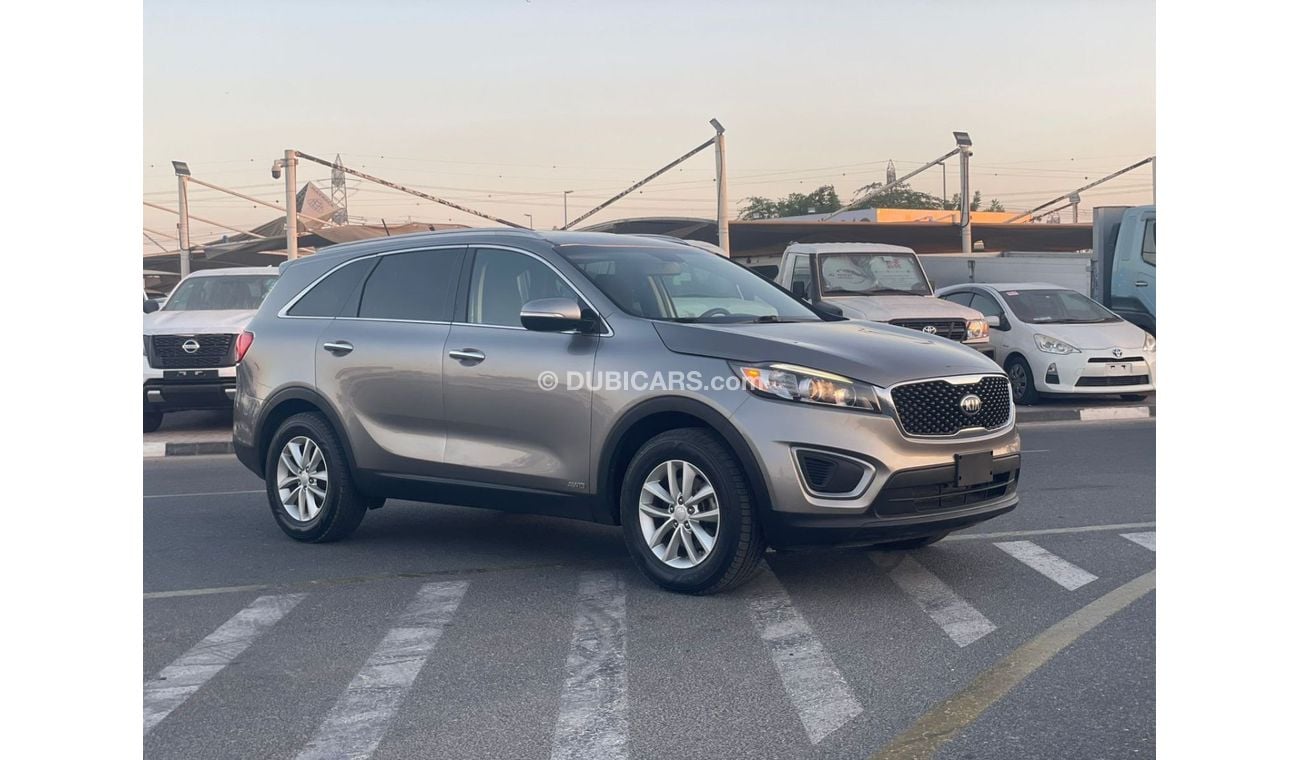 Kia Sorento 2017 Kia Sorento LXS 2.4L V4 GDi - AWD 4x4 - MidOption+ Rear CAM - 73,300 Mileage