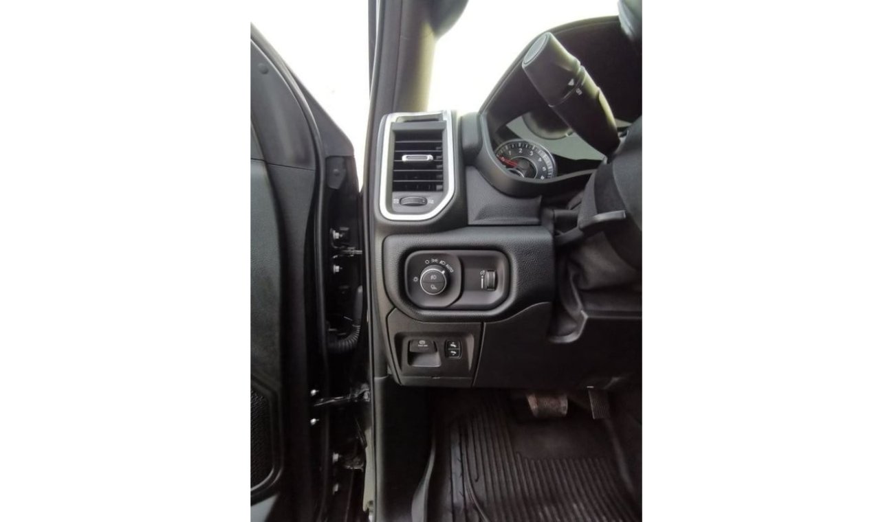 رام 1500 Dodge RAM Bighorn - 2021 - Black