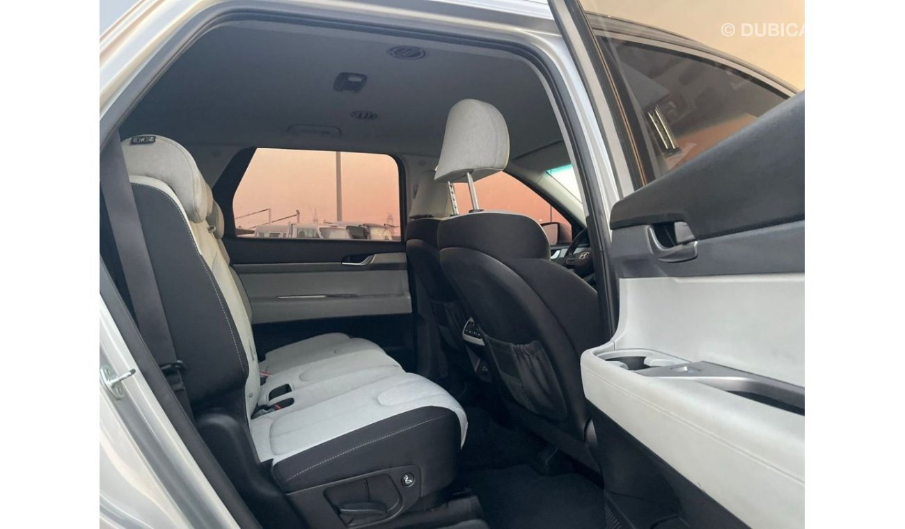 Hyundai Palisade 2022 Hyundai Palisade SEL premium GCC Specs Original Paint 3.5L V6 AWD 4x4 - Multi Drive Mode - 7 Se