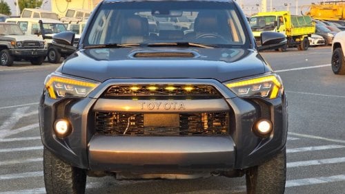 Toyota 4Runner 2022 Model full option 4x4 , sunroof and original leather seats