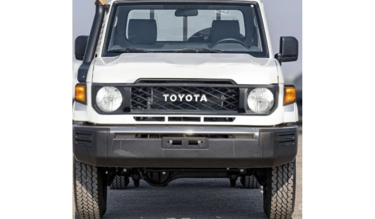 تويوتا لاند كروزر بيك آب Brand New Land Cruiser LC79 Pickup diesel