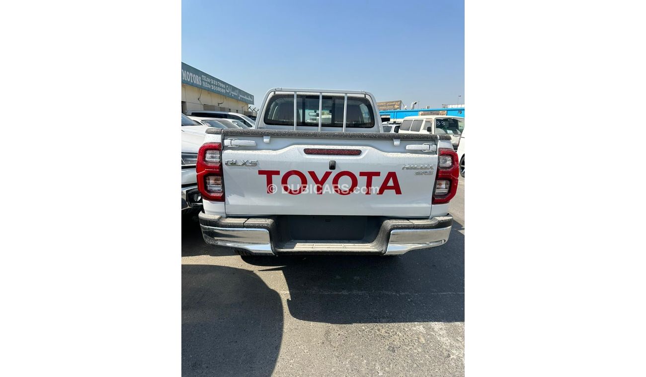 تويوتا هيلوكس TOYOTA HILUX 2.7 AT FULL OPTION WITHOUT PUSH START WHITE 2025