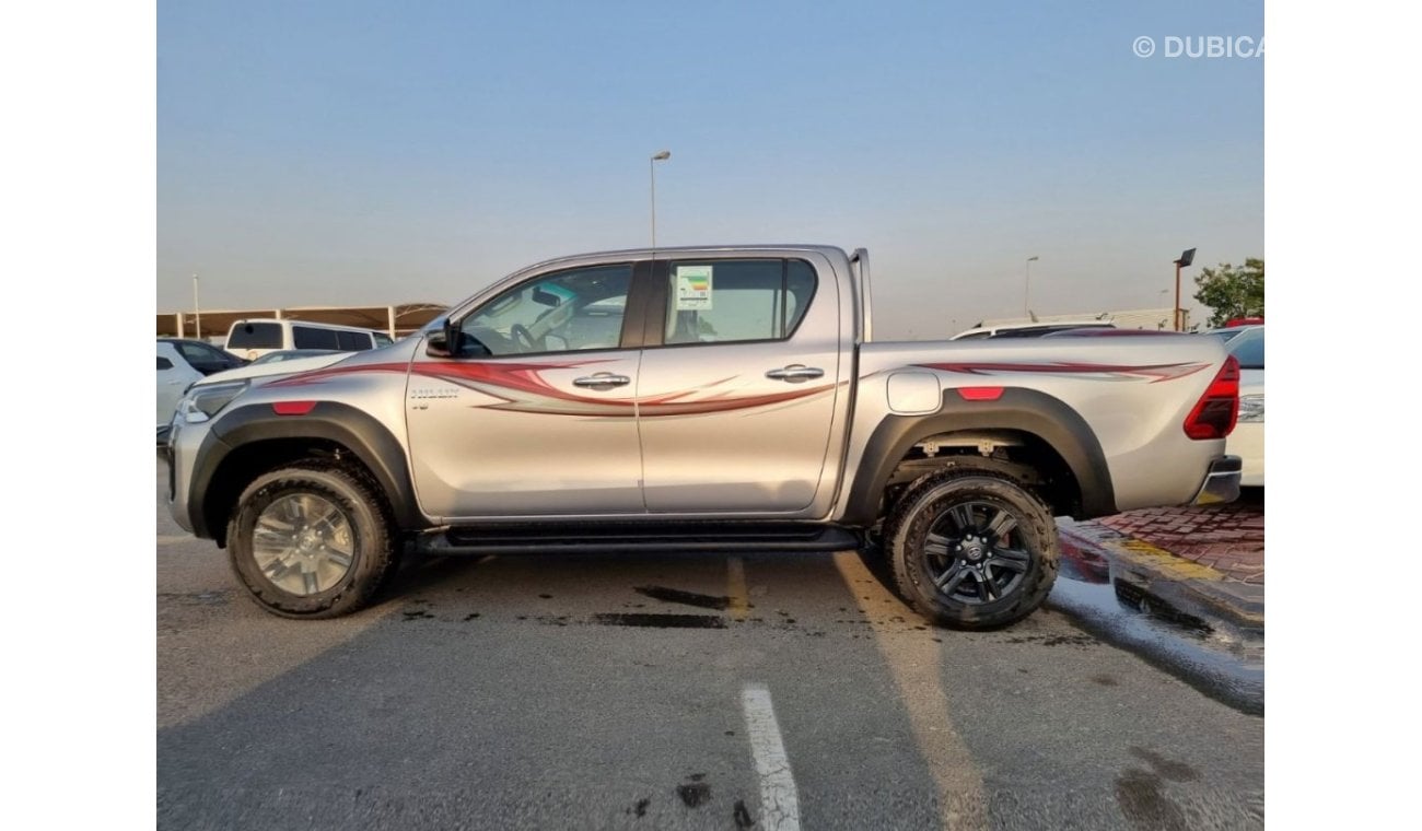 تويوتا هيلوكس Toyota Hilux SR5 4.0L Petrol 2024