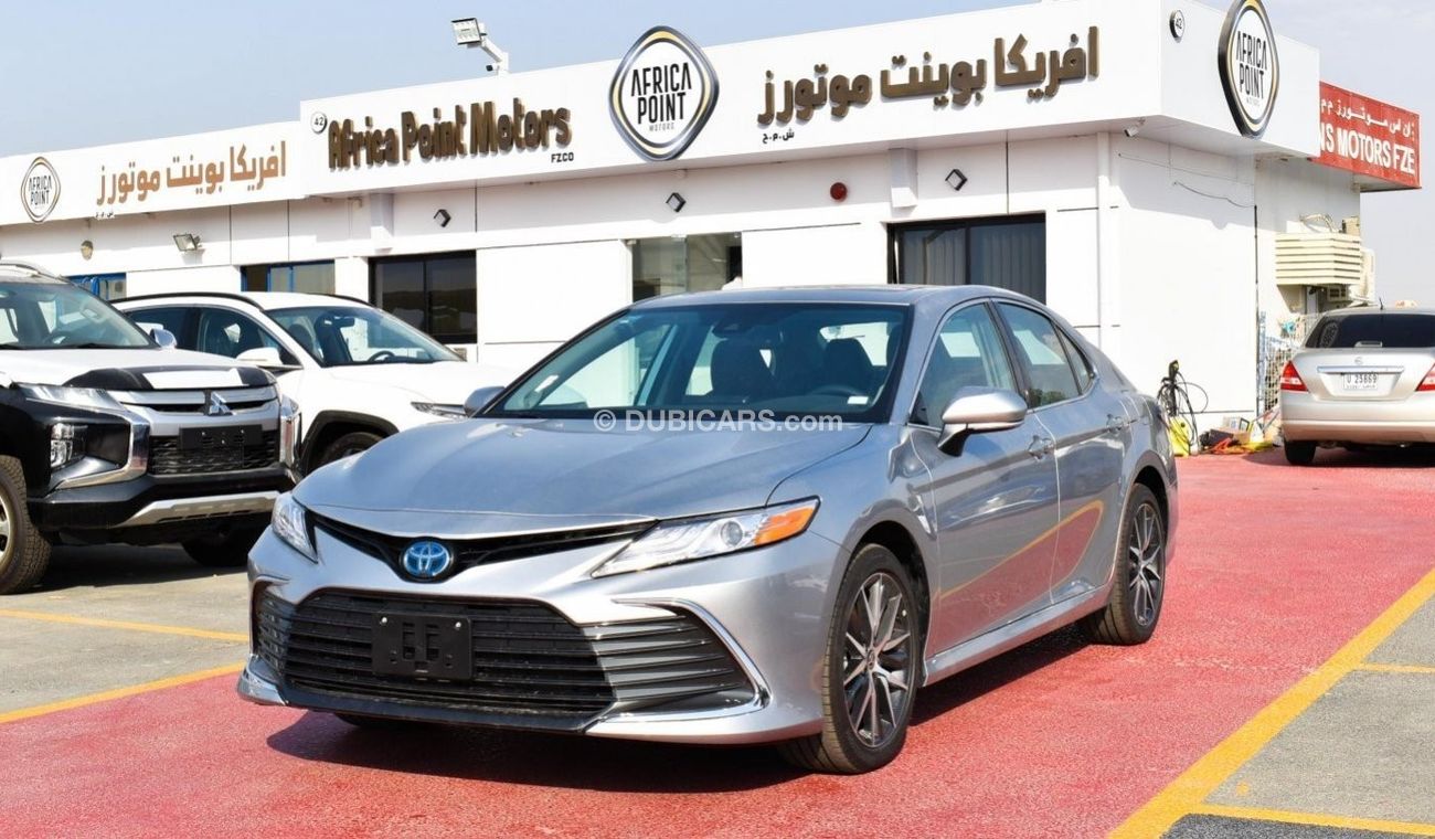 Toyota Camry XLE Hybrid