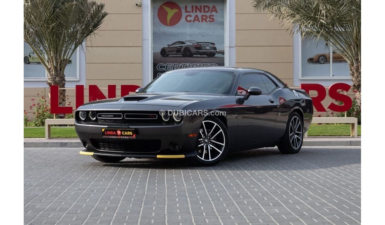 دودج تشالينجر R/T Plus 5.7L (375 HP) Dodge Challenger R/T Plus 2020 GCC under Warranty with Flexible Down-Payment.