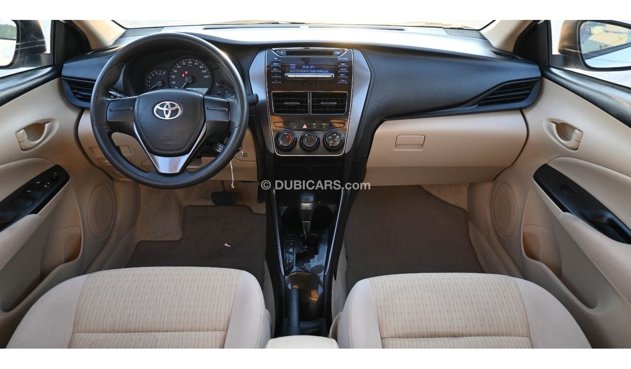 تويوتا يارس Toyota Yaris 2021 GCC _ SE in excellent condition, inside and out