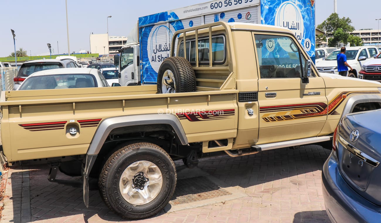 New Toyota Land Cruiser Pickup GRJ79 4.0L S/C M/T PETROL 2020 for sale ...