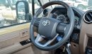 Toyota Land Cruiser Pick Up LX 4.0L V6 M/T