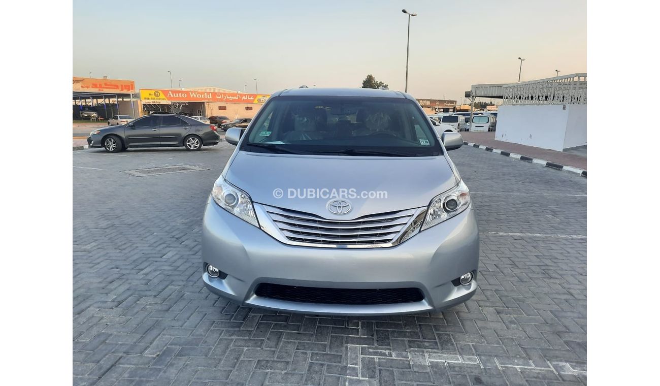 Toyota sienna dubai