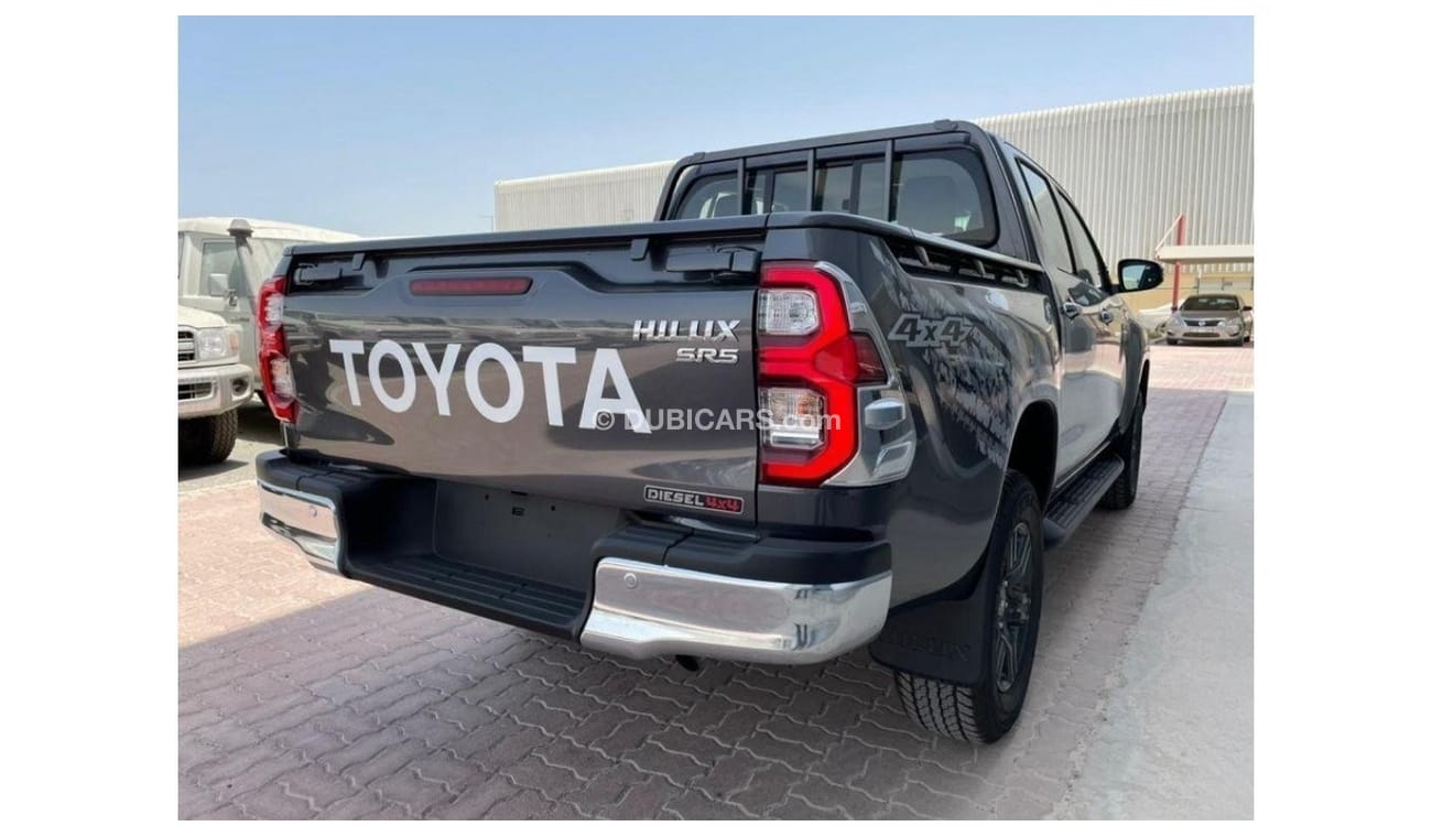 تويوتا هيلوكس Toyota Hilux 4X4 Double Cabin Diesel 2.4L Automatic full option with (Difflock + Push Start) 2022