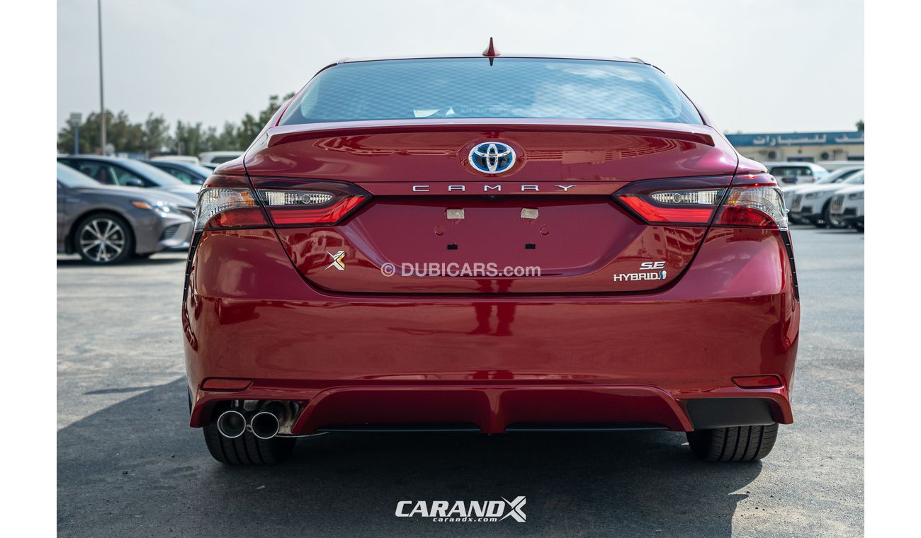 Toyota Camry SE Hybrid 2021 Red