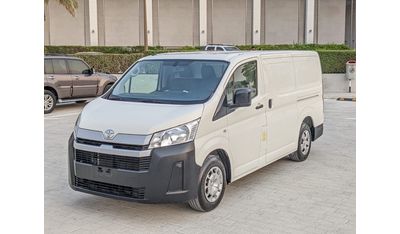 تويوتا هاياس Toyota hiace LHD v6