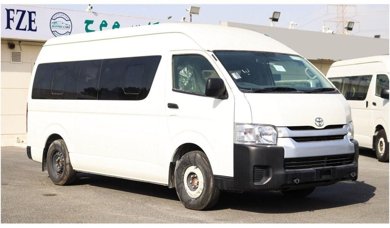 Toyota Hiace 16-Seater, 2.5L, Diesel, Manual Transmission, Right Hand Drive