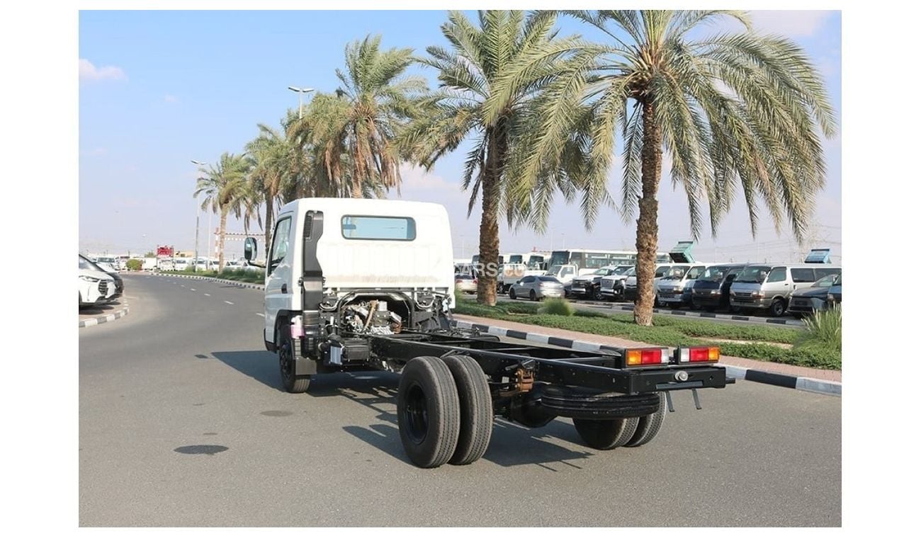 ميتسوبيشي كانتر Fuso 4.2L M/T 4x2 Diesel Long Chassis | 100L Fuel Tank | POWER STEERING | 2023