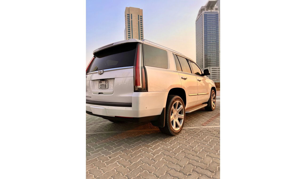 Cadillac Escalade Premium