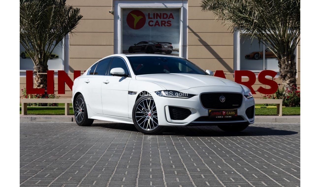 جاكوار XE R-Dynamic SE 2.0L (250 HP) Jaguar XE P250 R-Dynamic SE 2020 GCC under Agency Warranty with Flexible 