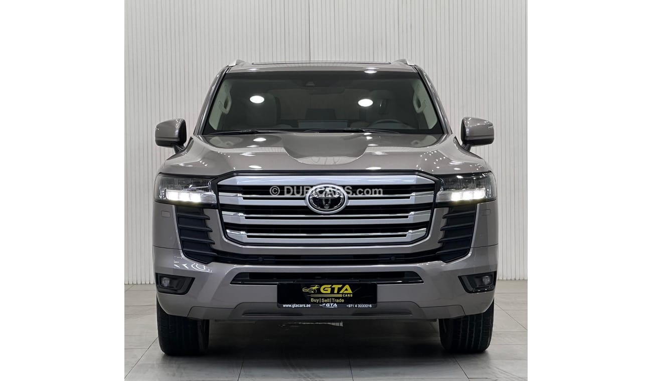 تويوتا لاند كروزر 2024 Toyota Land Cruiser GXR V6, April 2028 Toyota Warranty + Service Pack, Low Kms, GCC