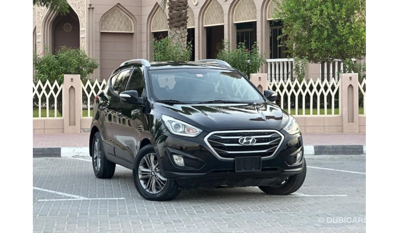 هيونداي توسون Hyundai Tucson 2015 GCC Accident free excellent condition Petrol Left hand Drive