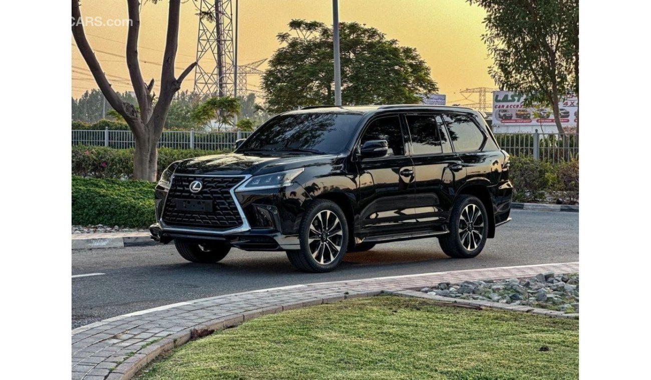 لكزس LX 570 Signature Black Edition LEXUS LX570S BLACK EDTION, (85,000 KM), GCC SPEC