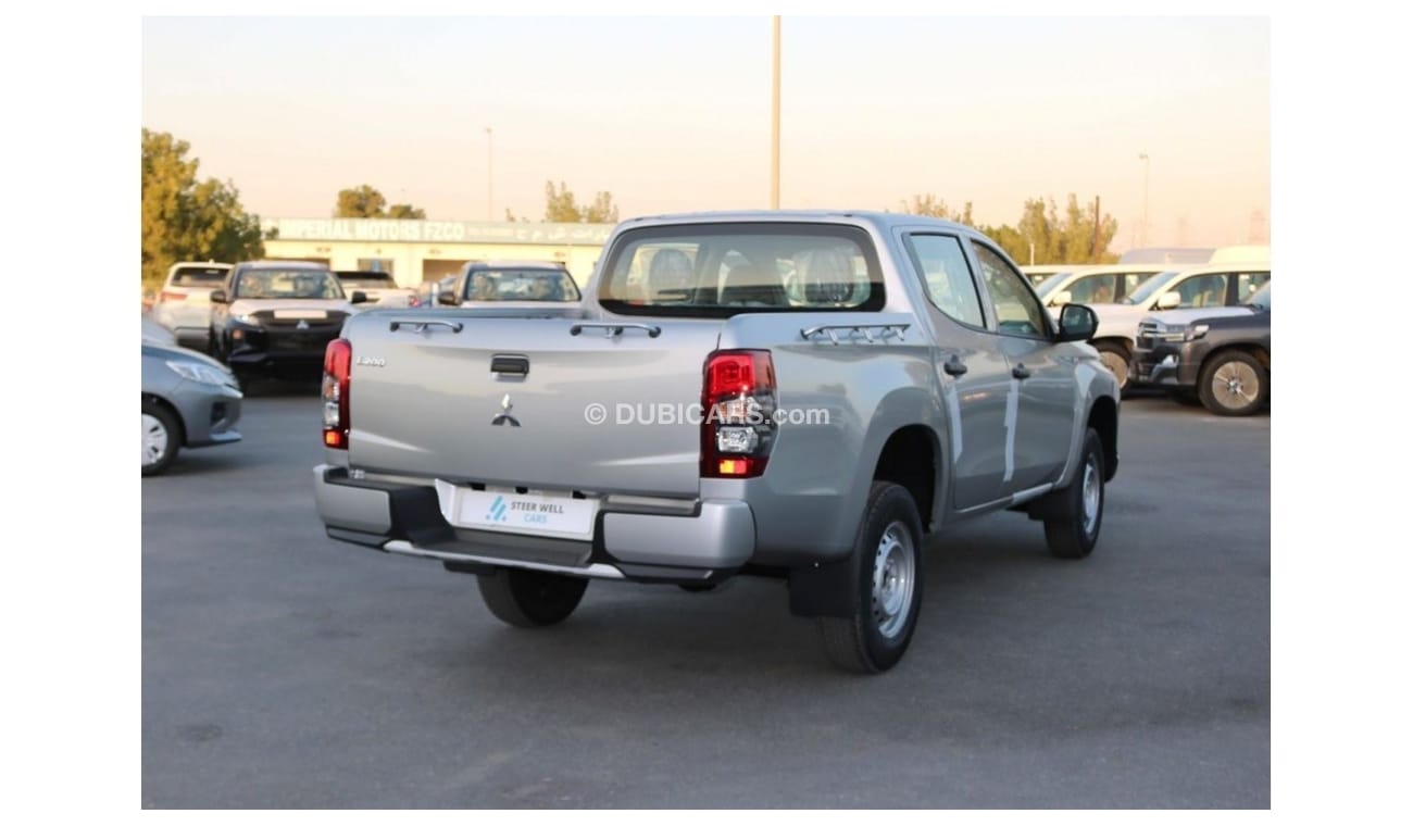 Mitsubishi L200 DIESEL - 2.4L -  DOUBLE CABIN - 4X4 - 5MT - POWER LOCKS AND POWER WINDOWS - EXPORT ONLY