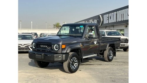 تويوتا لاند كروزر بيك آب LC79 SC PICKUP FULL 4.0L PTR A/T