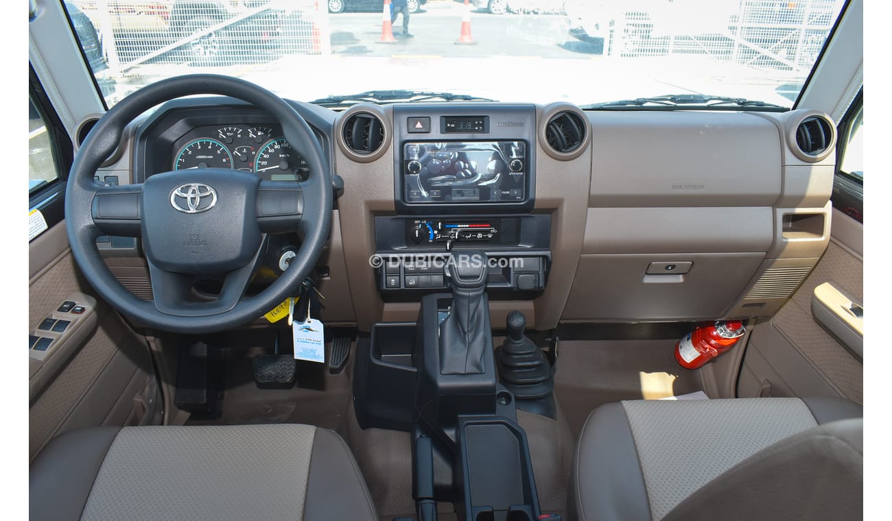 Toyota Land Cruiser Pick Up 4.0L Double Cabin A/T