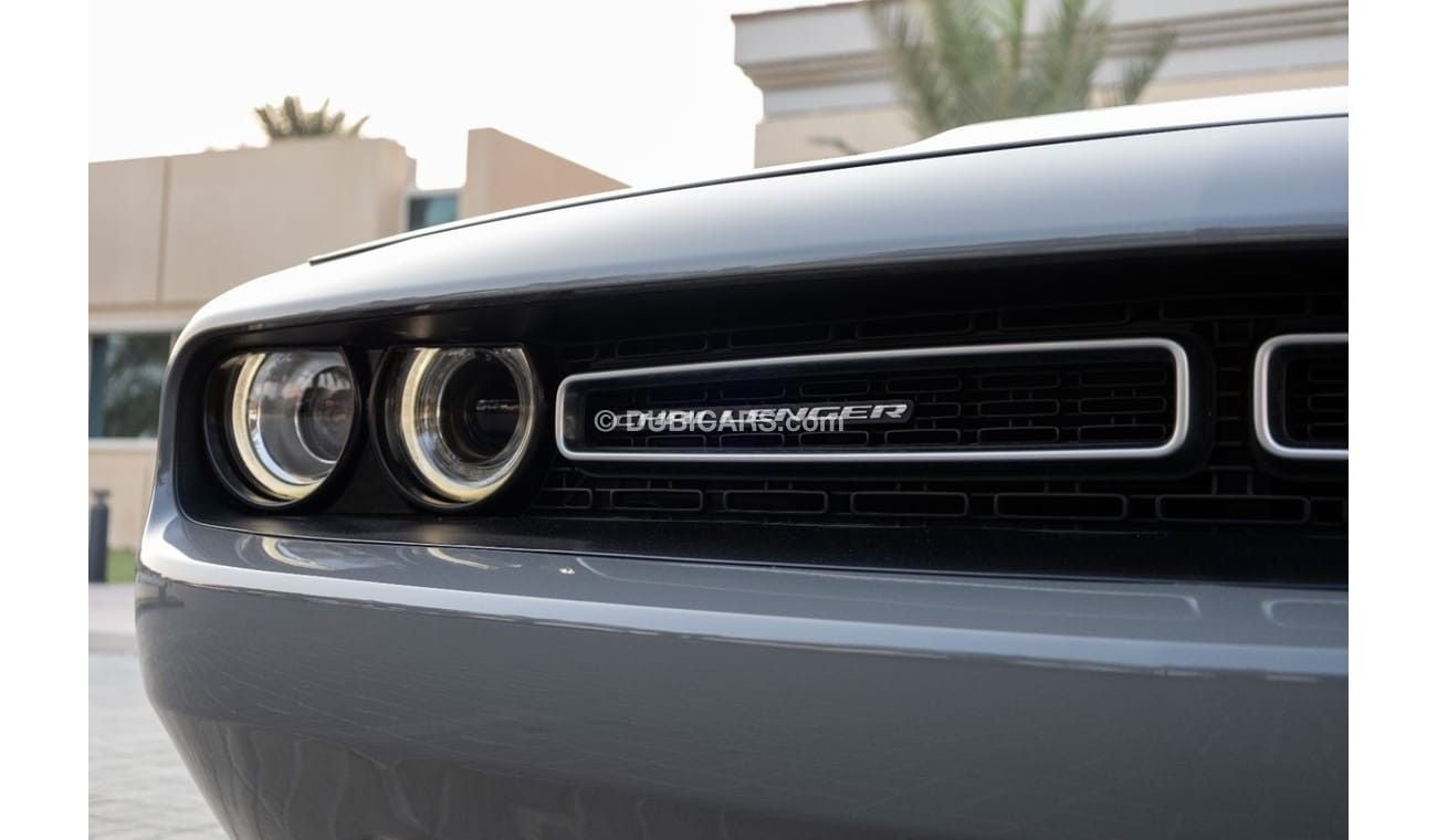 دودج تشالينجر SXT 3.6L Dodge Challenger SXT 2018 GCC under Warranty with Flexible Down-Payment.