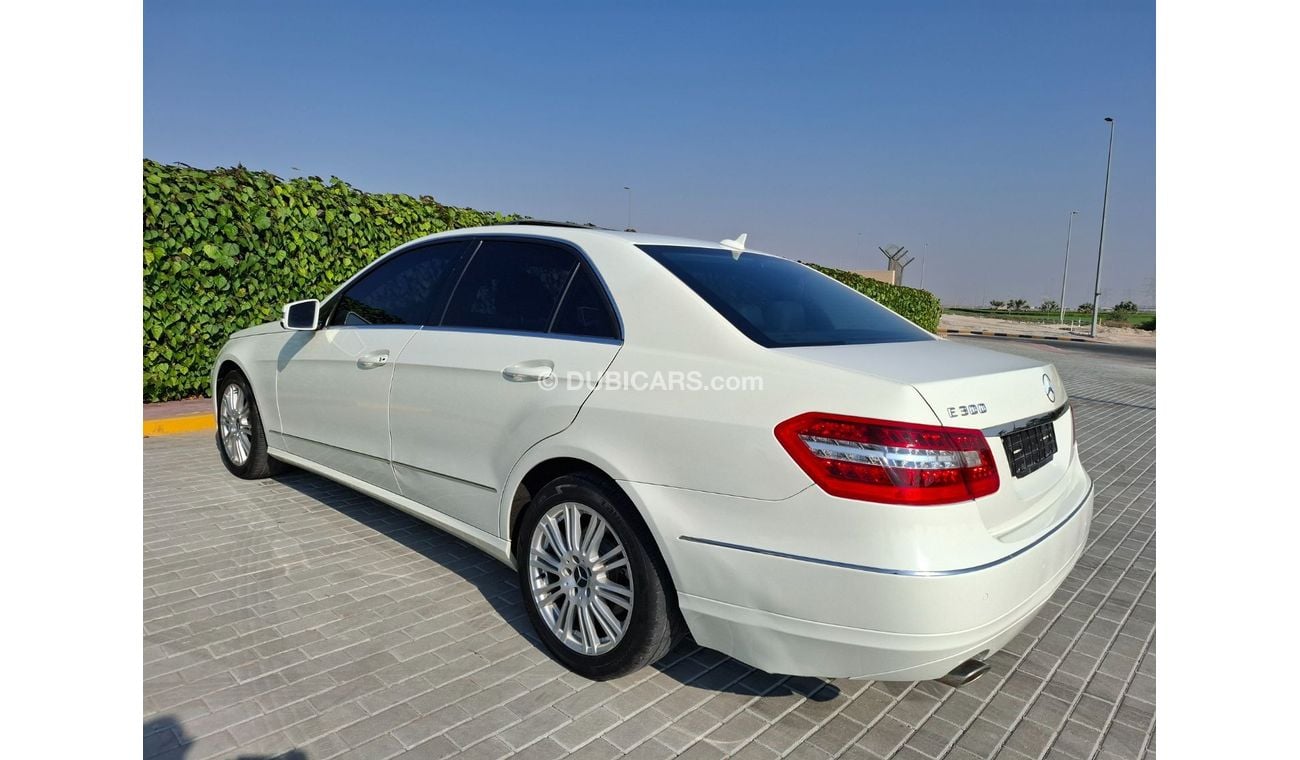 مرسيدس بنز E300 Mercedes-Benz E300 2011 full option