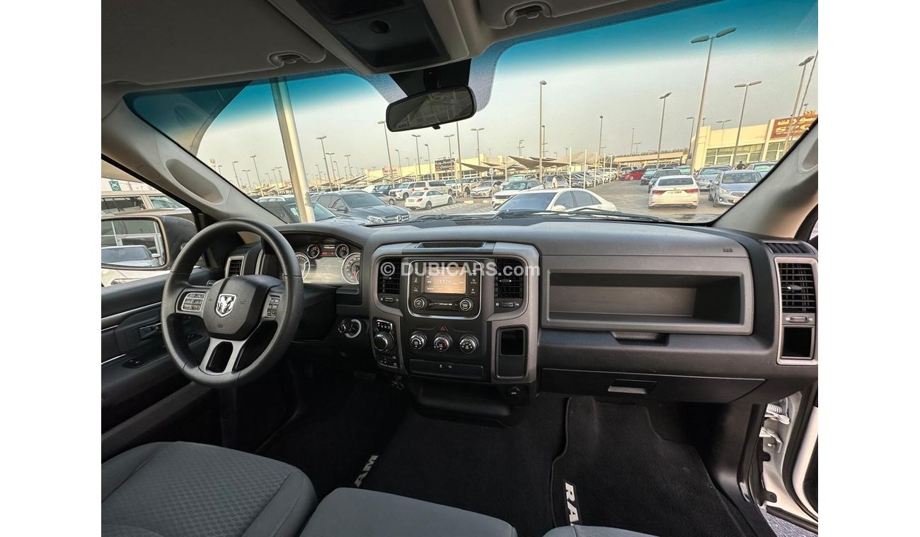 دودج رام فان Dodge Ram 1500 Classic_GCC_2020_Excellent Condition _Full option