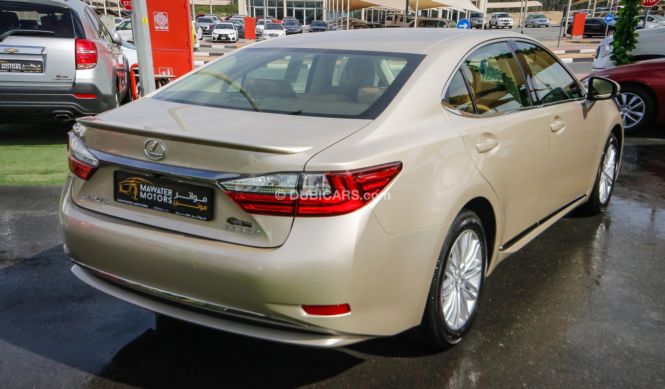 Lexus ES350