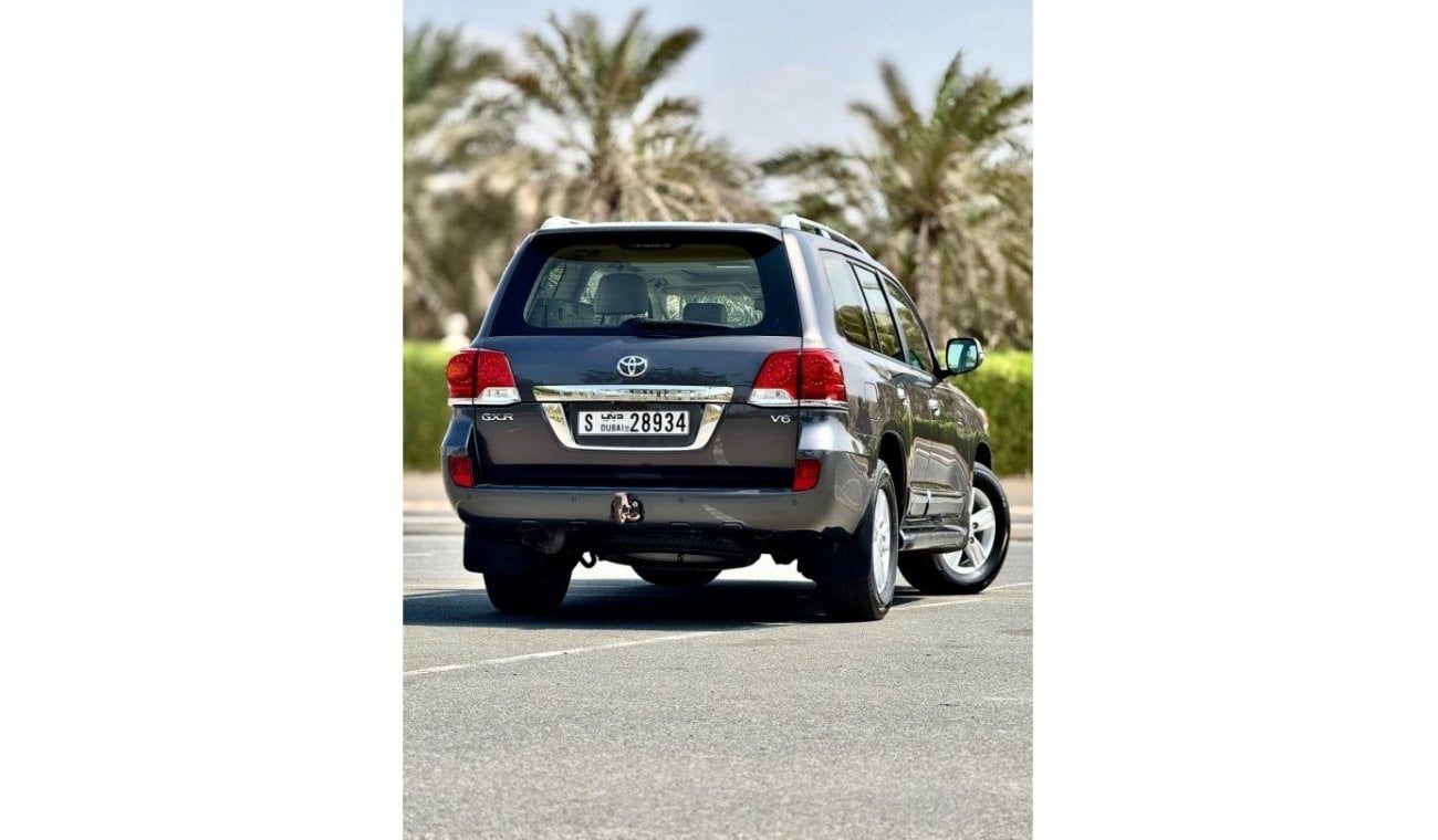 تويوتا لاند كروزر GXR 2014 LHD Petrol Engine V6 Full Option Very Clean Title