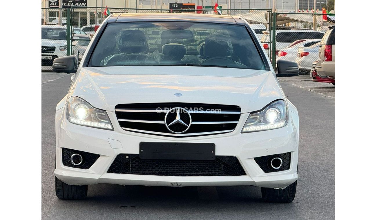 Mercedes-Benz C200 In excellent condition and requires no expenses