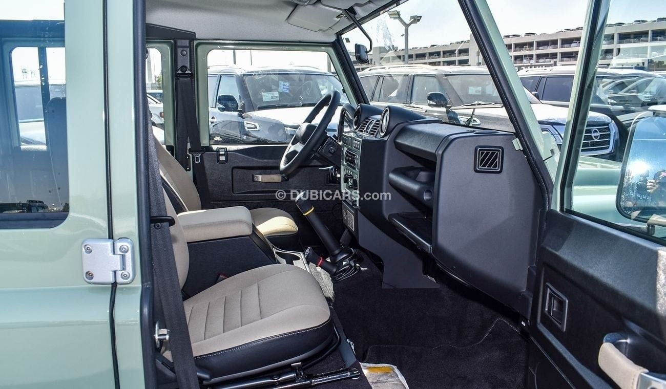 Land Rover Defender SUV