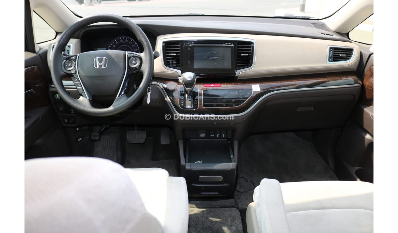 Used Honda Odyssey 8 SEATER FAMILY SUV WITH GCC SPEC 2015 for sale in ...