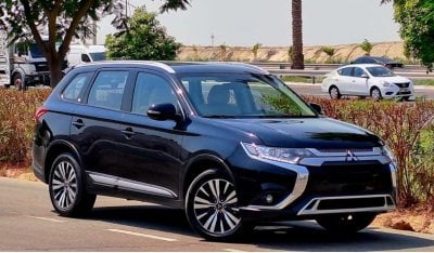 Mitsubishi Outlander GLX High 880-Monthly l GCC l Cruise, Camera, 4x4 l Accident Free