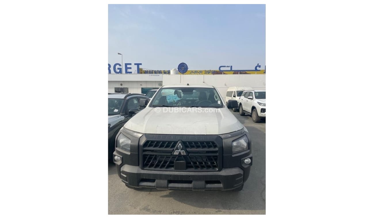 Mitsubishi L200 Mitsubishi L200 /Triton GL 4WD 2.4L Diesel MT 2024