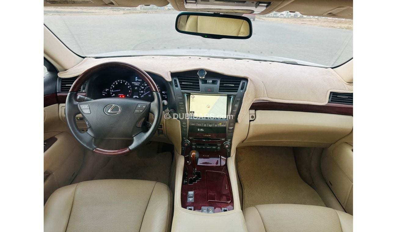 لكزس LS 460 MODEL 2007 car perfect condition inside and outside full option