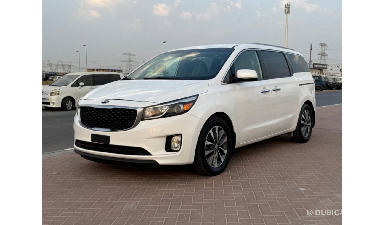 Kia Sedona 2017 - 7 SEATS FAMILY CAR LOW KM US SPEC