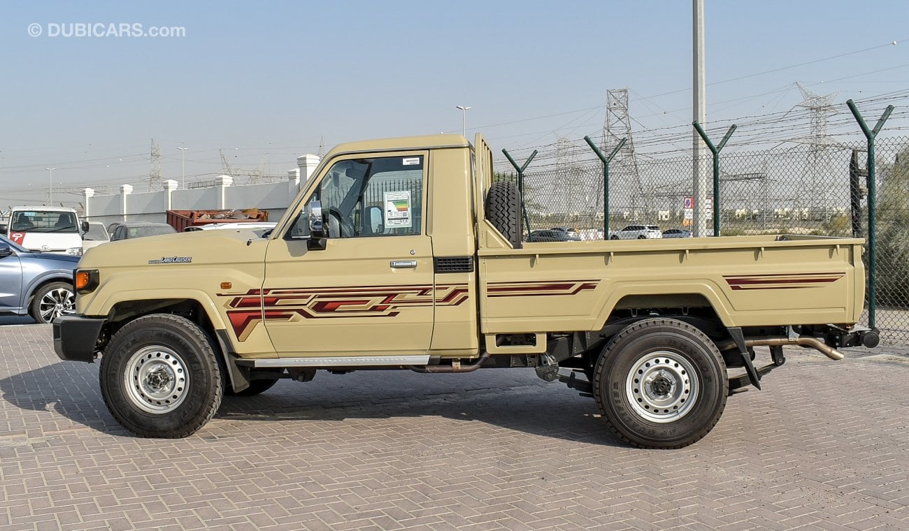 تويوتا لاند كروزر بيك آب 4.0L V6 Petrol Single Cabin