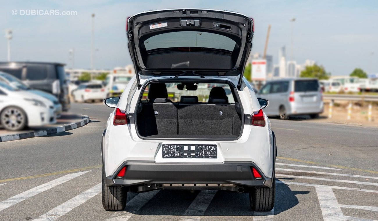 Lexus UX250h 2.0L HYBRID - WHITE: SUNROOF, HUD, WIRELESS CHARGER, HEATED SEATS