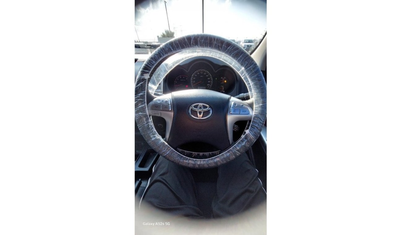 Toyota Hilux TOYOTA HILUX PICKUP DOUBLE CABIN SR 3.00 CC MODEL 2014 RIGHT HANDED