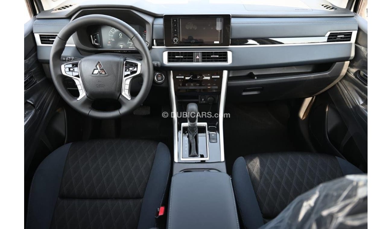 ميتسوبيشي إكسباندر 2025 MITSUBISHI XPANDER CROSS 1.5L PETROL AUTOMATIC